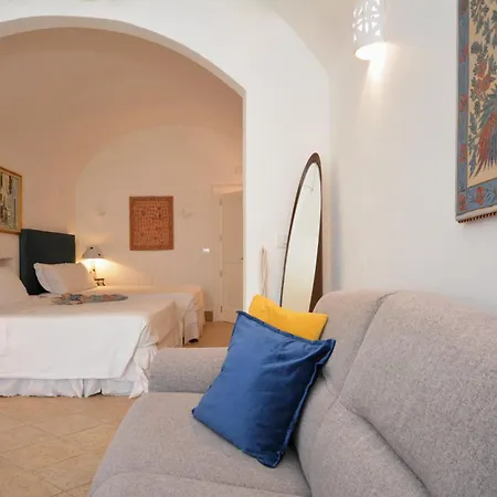 Palazzo Del Capitolo - By I Bastioni San Domenico 2*