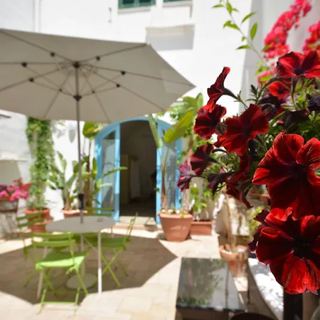 فندق مبيت وإفطار Palazzo Del Capitolo - By I Bastioni San Domenico 4*