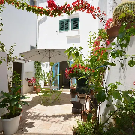 فندق مبيت وإفطار Palazzo Del Capitolo - By I Bastioni San Domenico